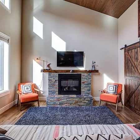 Newly Built Modern Chalet Duplex - 1 Mount Hood Village Exterior photo